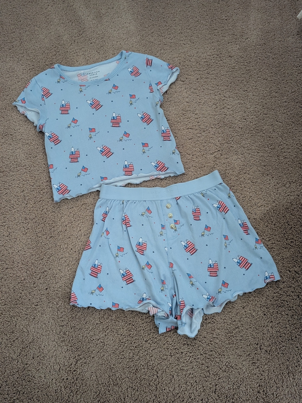 American Eagle Snoopy Set